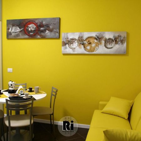 Residenze Italia Aparthotel Sesto San Giovanni Exteriör bild