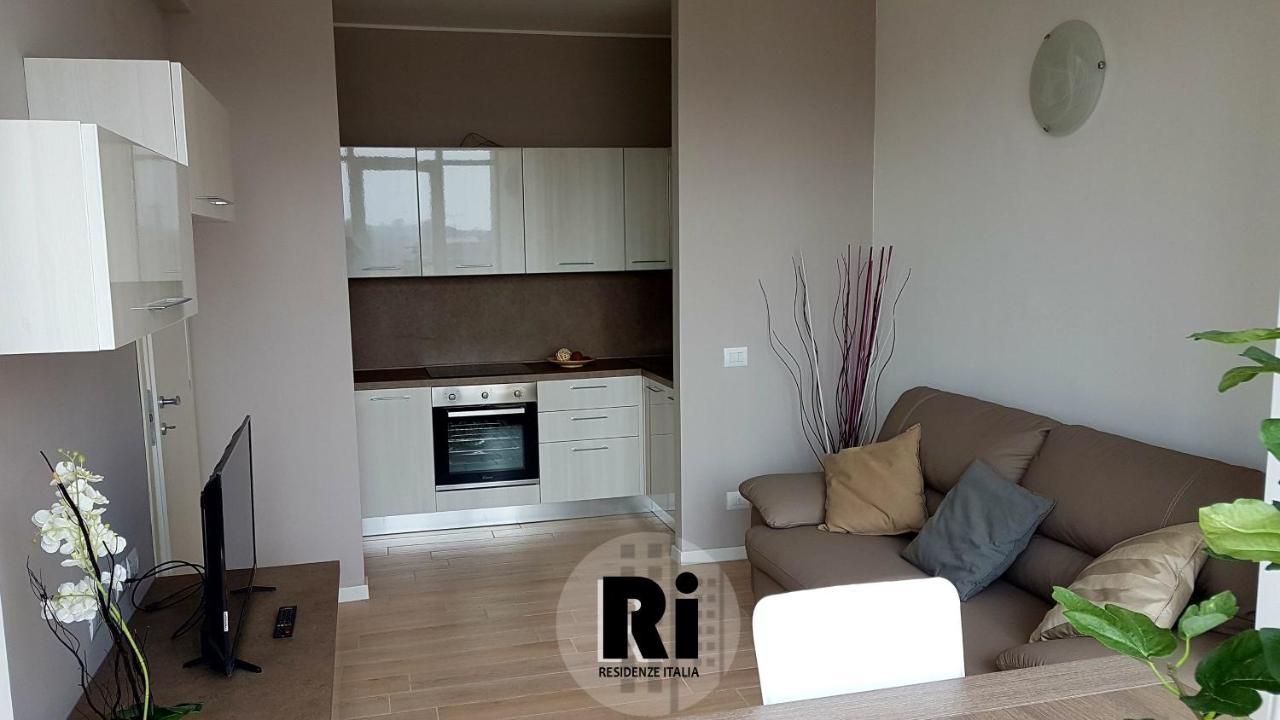 Residenze Italia Aparthotel Sesto San Giovanni Exteriör bild